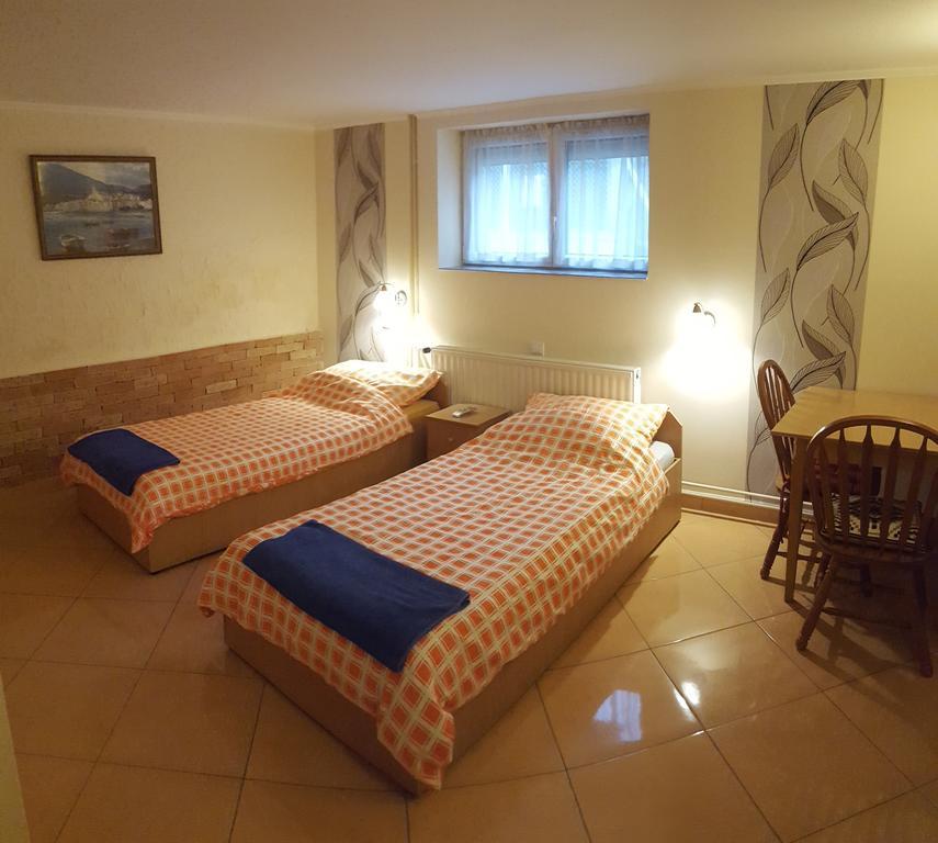 Pápa Harsfavirag Vendeghaz B&B 외부 사진
